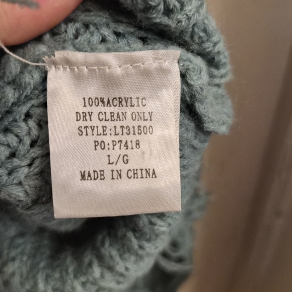 NWT Main Strip Distressed V-Neck Knit Sweater – Sage Teal Green (L) - Picture 3 of 4